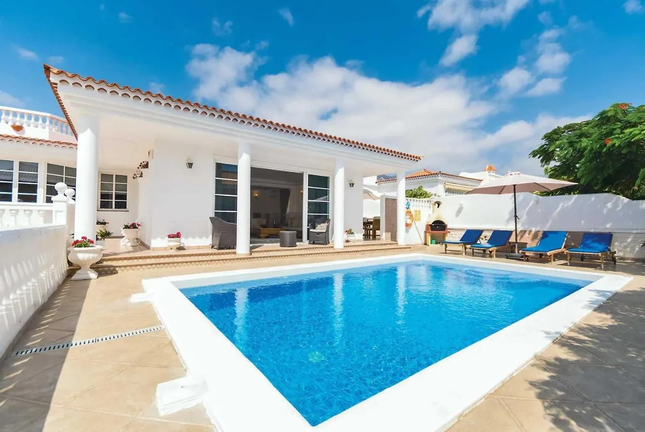 The Willows Villa Callao Salvaje