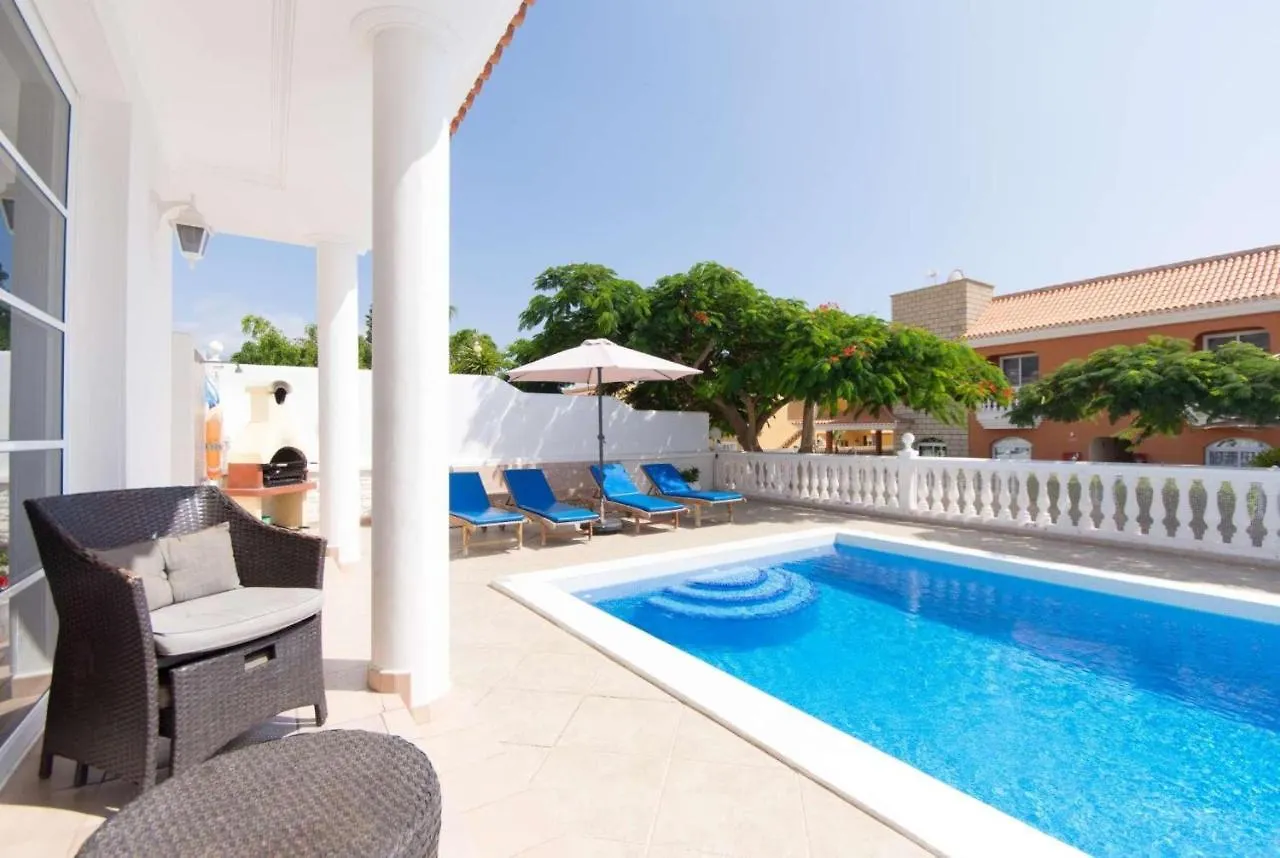 The Willows Villa Callao Salvaje